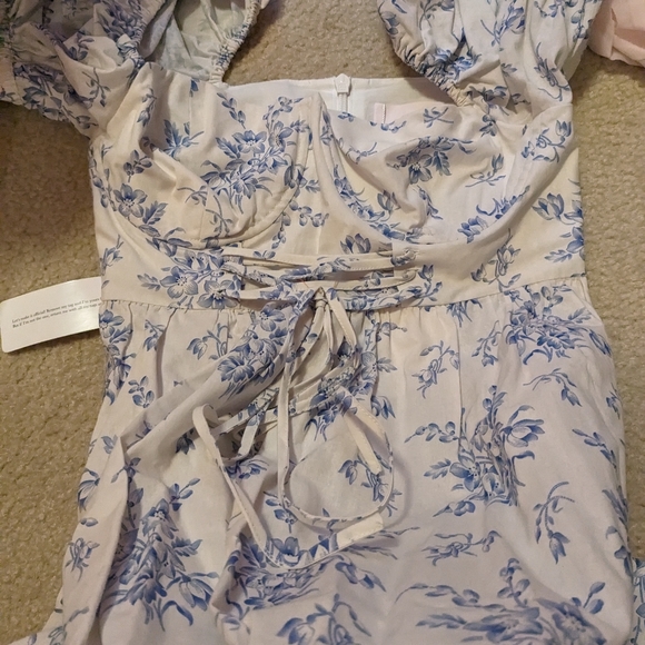 BNWT selkie Biltmore jumpsuit bed and breakfast size small - Picture 4 of 4